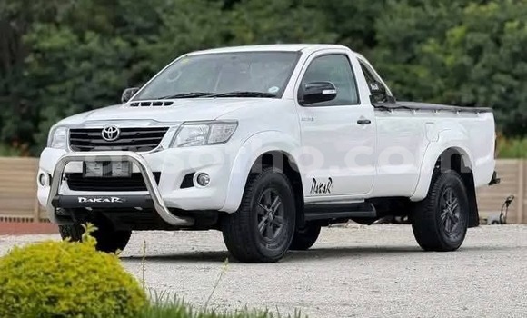 Acheter Occasion Voiture Toyota Hilux Blanc à Maseru, Maseru Acheter Occasion Voiture Toyota Hilux Blanc à Maseru, Maseru