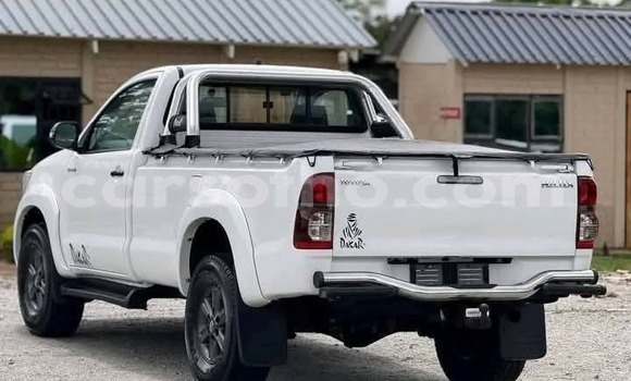 Acheter Occasion Voiture Toyota Hilux Blanc à Maseru, Maseru Acheter Occasion Voiture Toyota Hilux Blanc à Maseru, Maseru