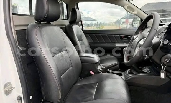 Acheter Occasion Voiture Toyota Hilux Blanc à Maseru, Maseru Acheter Occasion Voiture Toyota Hilux Blanc à Maseru, Maseru