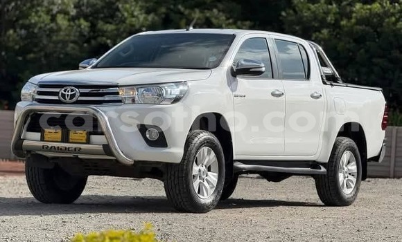 اشتري مستعمل Toyota Hilux White سيارة في Maseru في Maseru اشتري مستعمل Toyota Hilux White سيارة في Maseru في Maseru