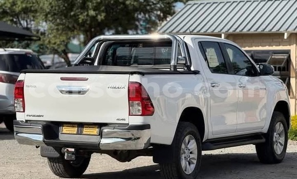 اشتري مستعمل Toyota Hilux White سيارة في Maseru في Maseru اشتري مستعمل Toyota Hilux White سيارة في Maseru في Maseru
