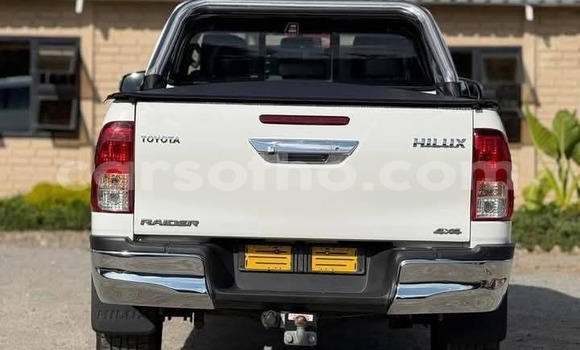 اشتري مستعمل Toyota Hilux White سيارة في Maseru في Maseru اشتري مستعمل Toyota Hilux White سيارة في Maseru في Maseru