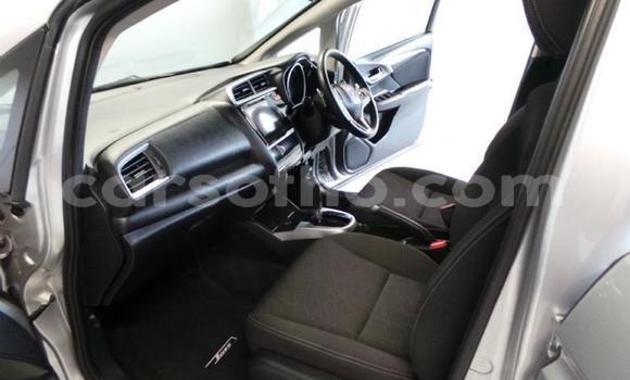 Sayi Na hannu Honda Jazz Silver Mota in Maseru a Maseru Sayi Na hannu Honda Jazz Silver Mota in Maseru a Maseru