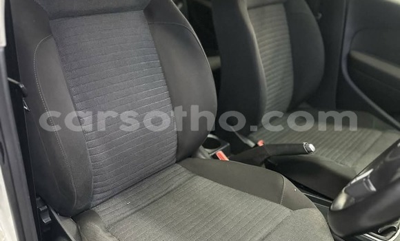 اشتري مستعمل Volkswagen Polo White سيارة في Hlotse في Leribe اشتري مستعمل Volkswagen Polo White سيارة في Hlotse في Leribe