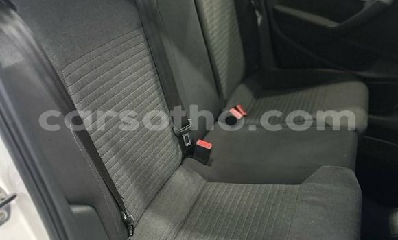 اشتري مستعمل Volkswagen Polo White سيارة في Hlotse في Leribe اشتري مستعمل Volkswagen Polo White سيارة في Hlotse في Leribe