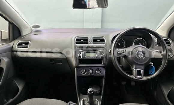 اشتري مستعمل Volkswagen Polo White سيارة في Hlotse في Leribe اشتري مستعمل Volkswagen Polo White سيارة في Hlotse في Leribe