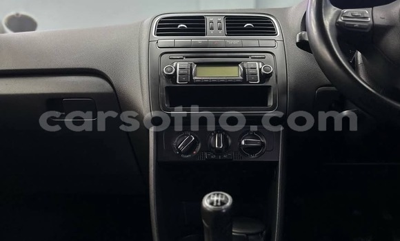 اشتري مستعمل Volkswagen Polo White سيارة في Hlotse في Leribe اشتري مستعمل Volkswagen Polo White سيارة في Hlotse في Leribe