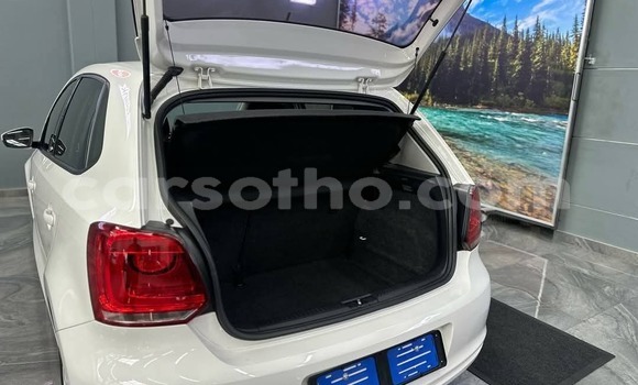 اشتري مستعمل Volkswagen Polo White سيارة في Hlotse في Leribe اشتري مستعمل Volkswagen Polo White سيارة في Hlotse في Leribe