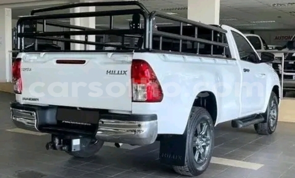 اشتري مستعمل Toyota Hilux White سيارة في Maseru في Maseru اشتري مستعمل Toyota Hilux White سيارة في Maseru في Maseru