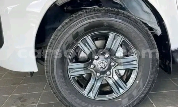 اشتري مستعمل Toyota Hilux White سيارة في Maseru في Maseru اشتري مستعمل Toyota Hilux White سيارة في Maseru في Maseru