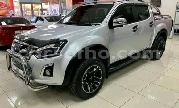 اشتري مستعمل Isuzu KB Silver سيارة في Maseru في Maseru اشتري مستعمل Isuzu KB Silver سيارة في Maseru في Maseru
