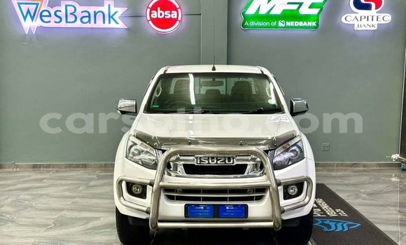 Acheter Occasion Voiture Isuzu KB Blanc à Hlotse, Leribe Acheter Occasion Voiture Isuzu KB Blanc à Hlotse, Leribe