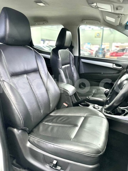 Big with watermark isuzu kb leribe hlotse 29540