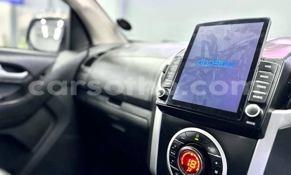 Acheter Occasion Voiture Isuzu KB Blanc à Hlotse, Leribe Acheter Occasion Voiture Isuzu KB Blanc à Hlotse, Leribe