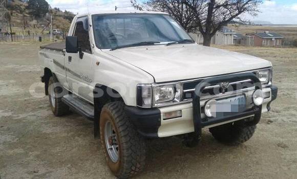 Acheter Occasion Voiture Toyota Hilux Blanc à Maseru, Maseru Acheter Occasion Voiture Toyota Hilux Blanc à Maseru, Maseru