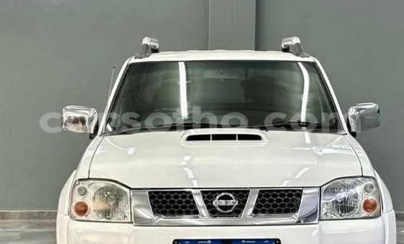 Buy Used Nissan NP 300 White Car in Hlotse in Leribe Buy Used Nissan NP 300 White Car in Hlotse in Leribe