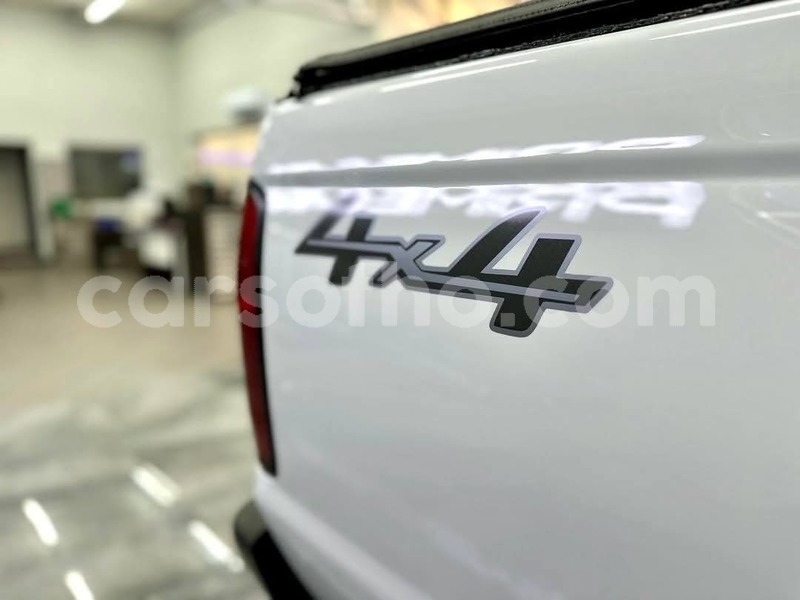 Big with watermark nissan np 300 leribe hlotse 29542