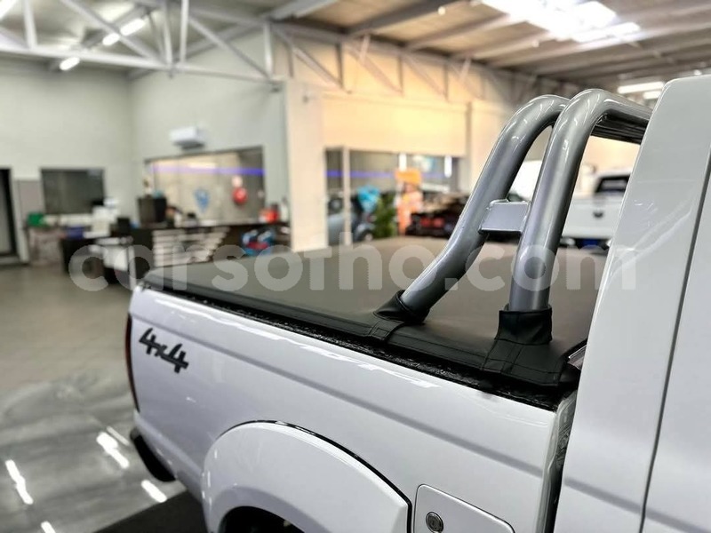 Big with watermark nissan np 300 leribe hlotse 29542