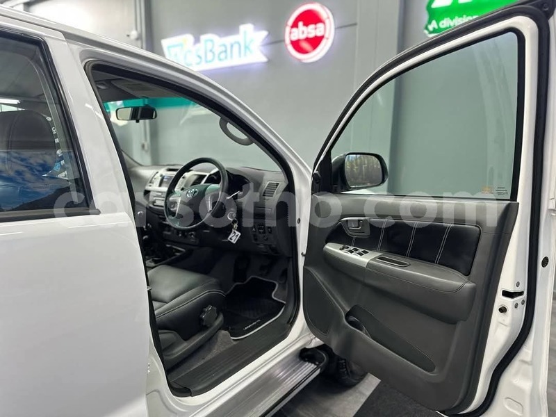 Big with watermark toyota hilux leribe hlotse 29543