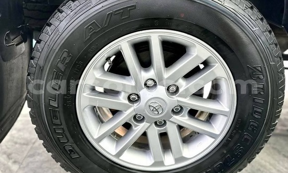 اشتري مستعمل Toyota Hilux White سيارة في Hlotse في Leribe اشتري مستعمل Toyota Hilux White سيارة في Hlotse في Leribe