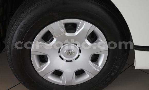 Acheter Occasion Voiture Toyota Hiace Blanc à Maputsoe, Leribe Acheter Occasion Voiture Toyota Hiace Blanc à Maputsoe, Leribe