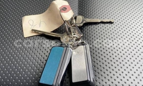 Acheter Occasion Voiture Toyota Hiace Blanc à Maputsoe, Leribe Acheter Occasion Voiture Toyota Hiace Blanc à Maputsoe, Leribe