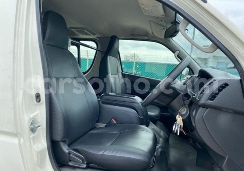 Big with watermark toyota hiace leribe maputsoe 29548
