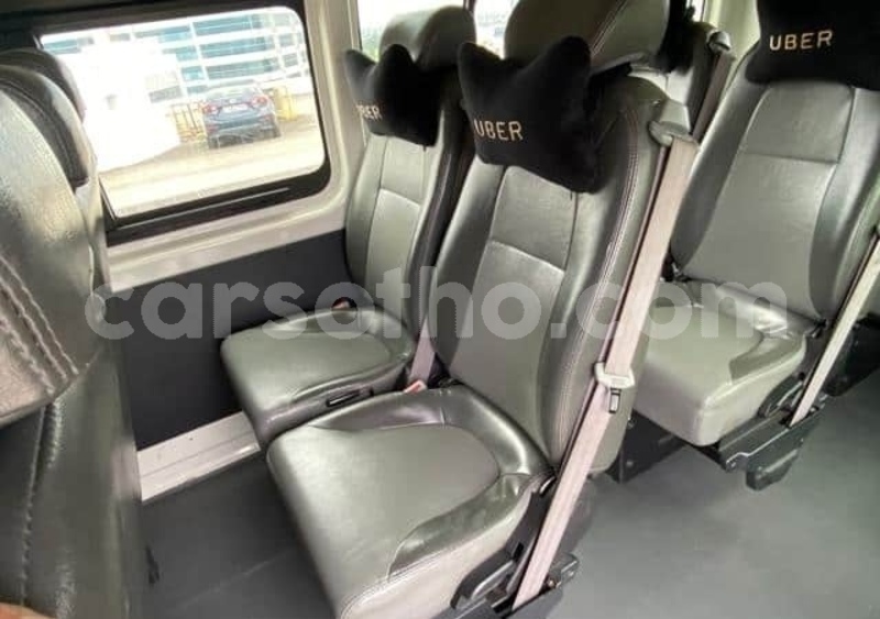 Big with watermark toyota hiace leribe maputsoe 29548