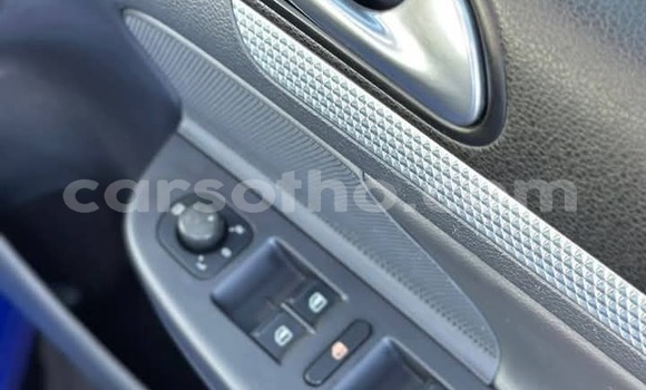 Buy Used Volkswagen Golf R32 Blue Car in Maseru in Maseru Buy Used Volkswagen Golf R32 Blue Car in Maseru in Maseru