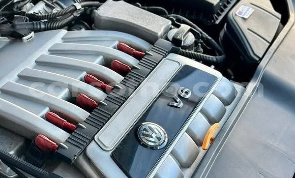 Buy Used Volkswagen Golf R32 Blue Car in Maseru in Maseru Buy Used Volkswagen Golf R32 Blue Car in Maseru in Maseru