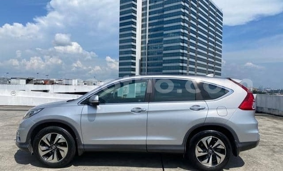 Sayi Na hannu Honda CR–V Silver Mota in Maputsoe a Leribe Sayi Na hannu Honda CR–V Silver Mota in Maputsoe a Leribe