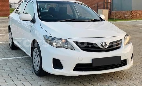 Sayi Na hannu Toyota Corolla White Mota in Maseru a Maseru Sayi Na hannu Toyota Corolla White Mota in Maseru a Maseru