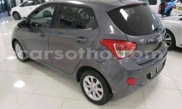Sayi Na hannu Hyundai i10 Silver Mota in Maseru a Maseru Sayi Na hannu Hyundai i10 Silver Mota in Maseru a Maseru