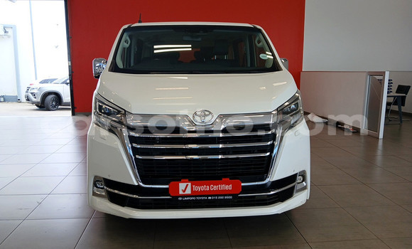 اشتري مستعمل Toyota Hiace White سيارة في Maseru في Maseru اشتري مستعمل Toyota Hiace White سيارة في Maseru في Maseru