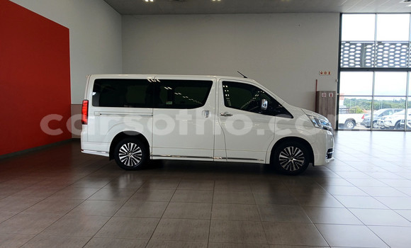 اشتري مستعمل Toyota Hiace White سيارة في Maseru في Maseru اشتري مستعمل Toyota Hiace White سيارة في Maseru في Maseru