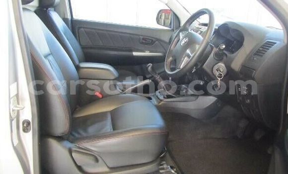 Acheter Occasion Voiture Toyota Hilux Gris à Maseru, Maseru Acheter Occasion Voiture Toyota Hilux Gris à Maseru, Maseru