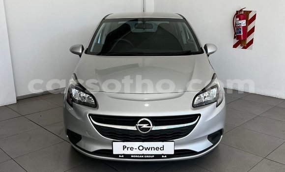 Sayi Na hannu Opel Corsa Silver Mota in Maseru a Maseru Sayi Na hannu Opel Corsa Silver Mota in Maseru a Maseru