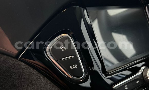 Sayi Na hannu Opel Corsa Silver Mota in Maseru a Maseru Sayi Na hannu Opel Corsa Silver Mota in Maseru a Maseru