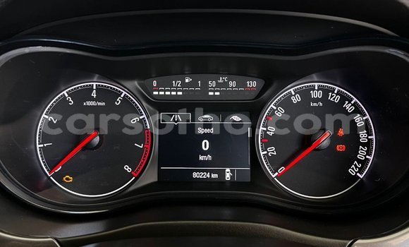Sayi Na hannu Opel Corsa Silver Mota in Maseru a Maseru Sayi Na hannu Opel Corsa Silver Mota in Maseru a Maseru