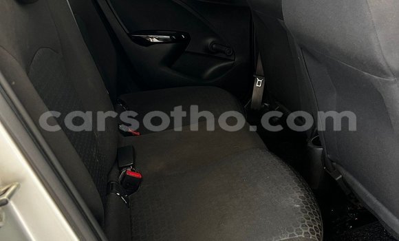 Sayi Na hannu Opel Corsa Silver Mota in Maseru a Maseru Sayi Na hannu Opel Corsa Silver Mota in Maseru a Maseru