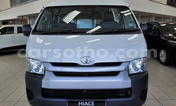 Buy Used Toyota Hiace White Car in Maseru in Maseru Buy Used Toyota Hiace White Car in Maseru in Maseru