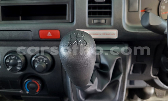 Buy Used Toyota Hiace White Car in Maseru in Maseru Buy Used Toyota Hiace White Car in Maseru in Maseru