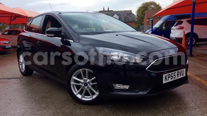 Big with watermark 2015 fordfocus 1.0 ecoboost 125 zetec 5dr