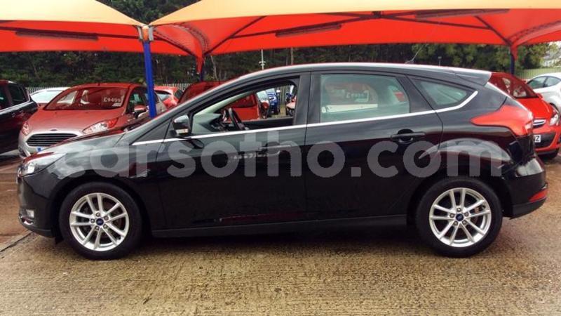 Big with watermark 2015 fordfocus 1.0 ecoboost 125 zetec 5dr 2