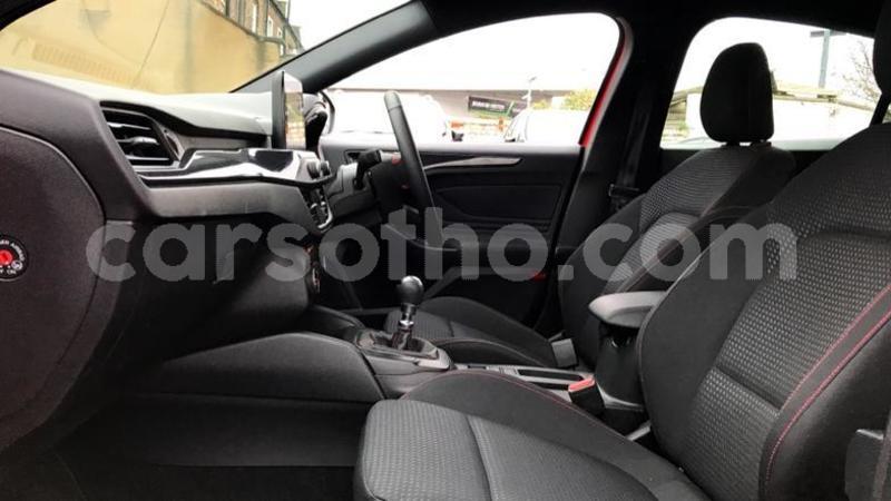 Big with watermark 2018 ford focus 1.0 ecoboost 125 st line 5dr 1