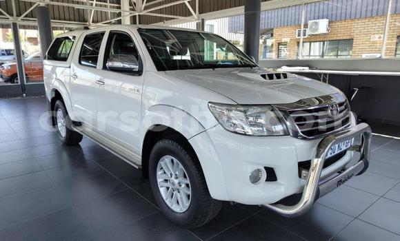 Acheter Occasion Voiture Toyota Hilux Blanc à Maseru, Maseru