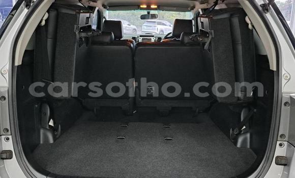 Sayi Na hannu Toyota Fortuner Silver Mota in Maseru a Maseru Sayi Na hannu Toyota Fortuner Silver Mota in Maseru a Maseru