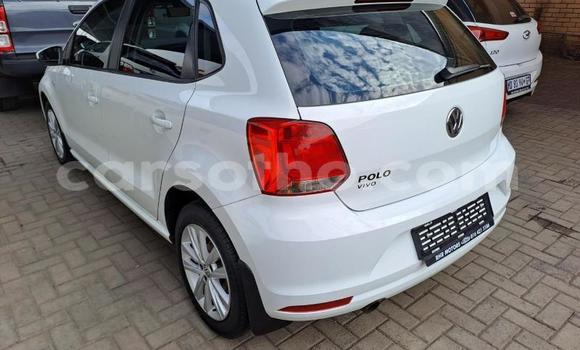 Acheter Occasion Voiture Volkswagen Polo Blanc à Maseru, Maseru Acheter Occasion Voiture Volkswagen Polo Blanc à Maseru, Maseru