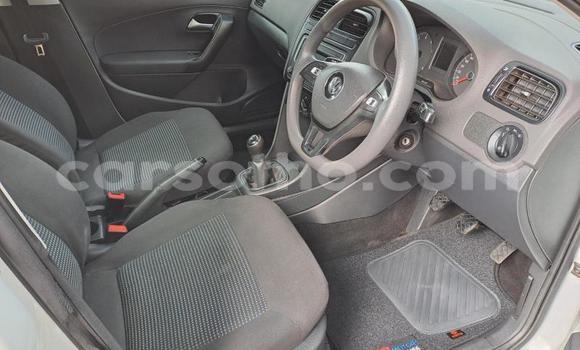 Acheter Occasion Voiture Volkswagen Polo Blanc à Maseru, Maseru Acheter Occasion Voiture Volkswagen Polo Blanc à Maseru, Maseru