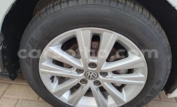 Acheter Occasion Voiture Volkswagen Polo Blanc à Maseru, Maseru Acheter Occasion Voiture Volkswagen Polo Blanc à Maseru, Maseru